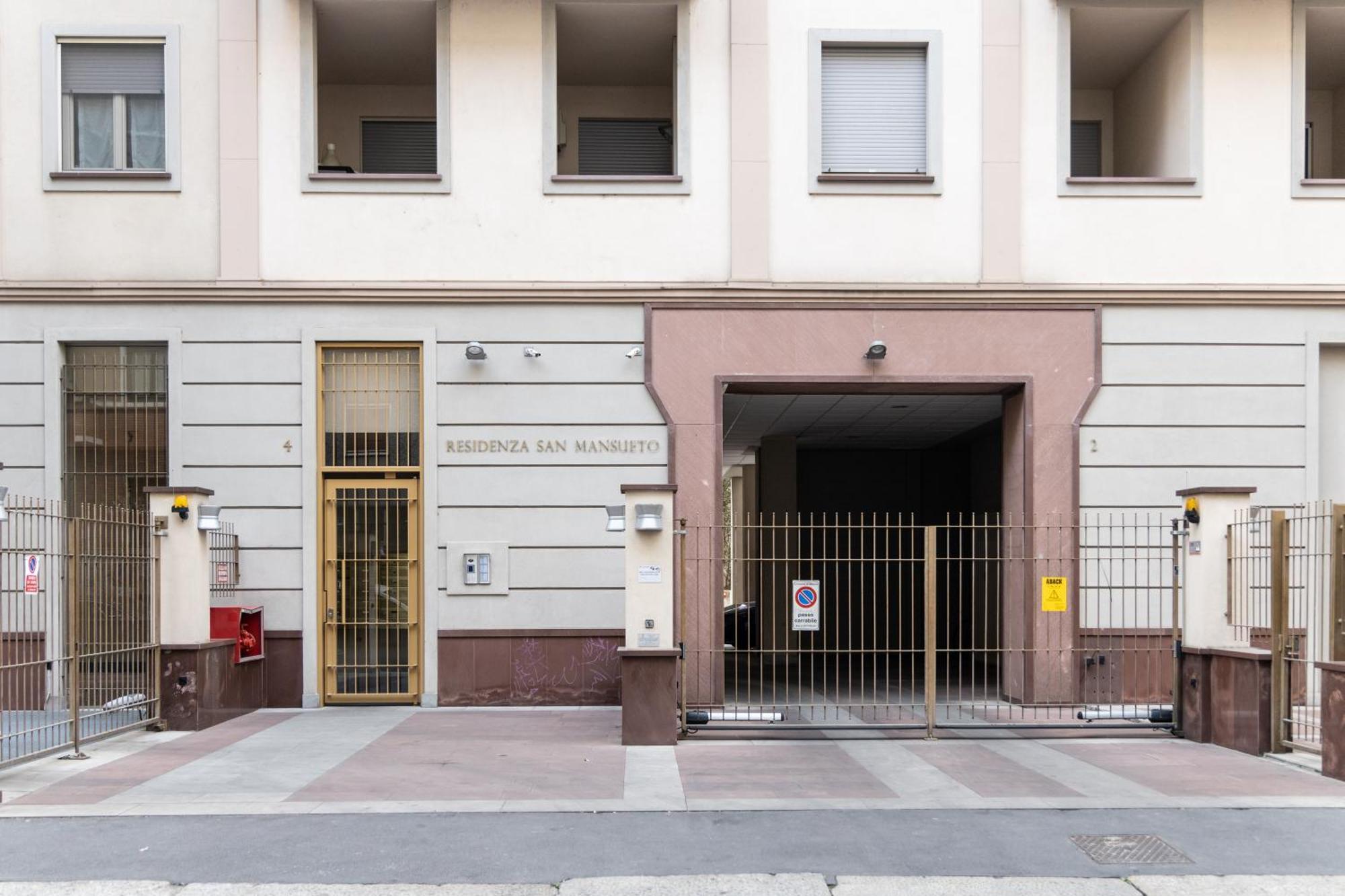 Bocconi'S Nest - Close To Duomo With Terrace Mailand Exterior foto