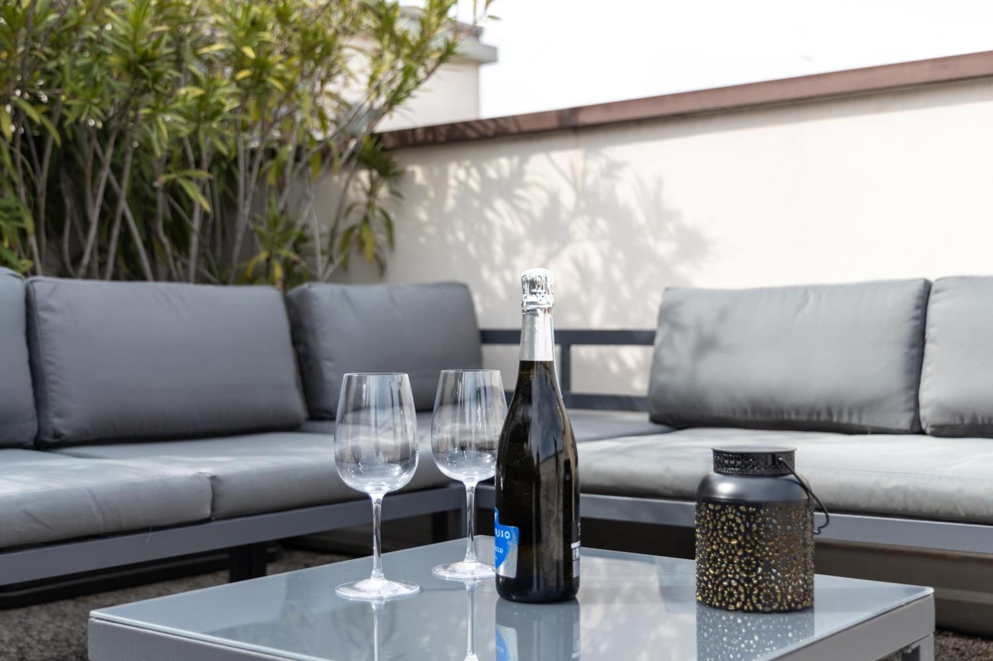 Bocconi'S Nest - Close To Duomo With Terrace Mailand Exterior foto
